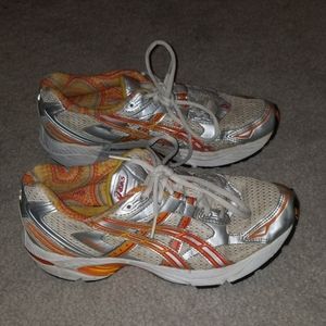 Asics athletic women's shoes size 7.5